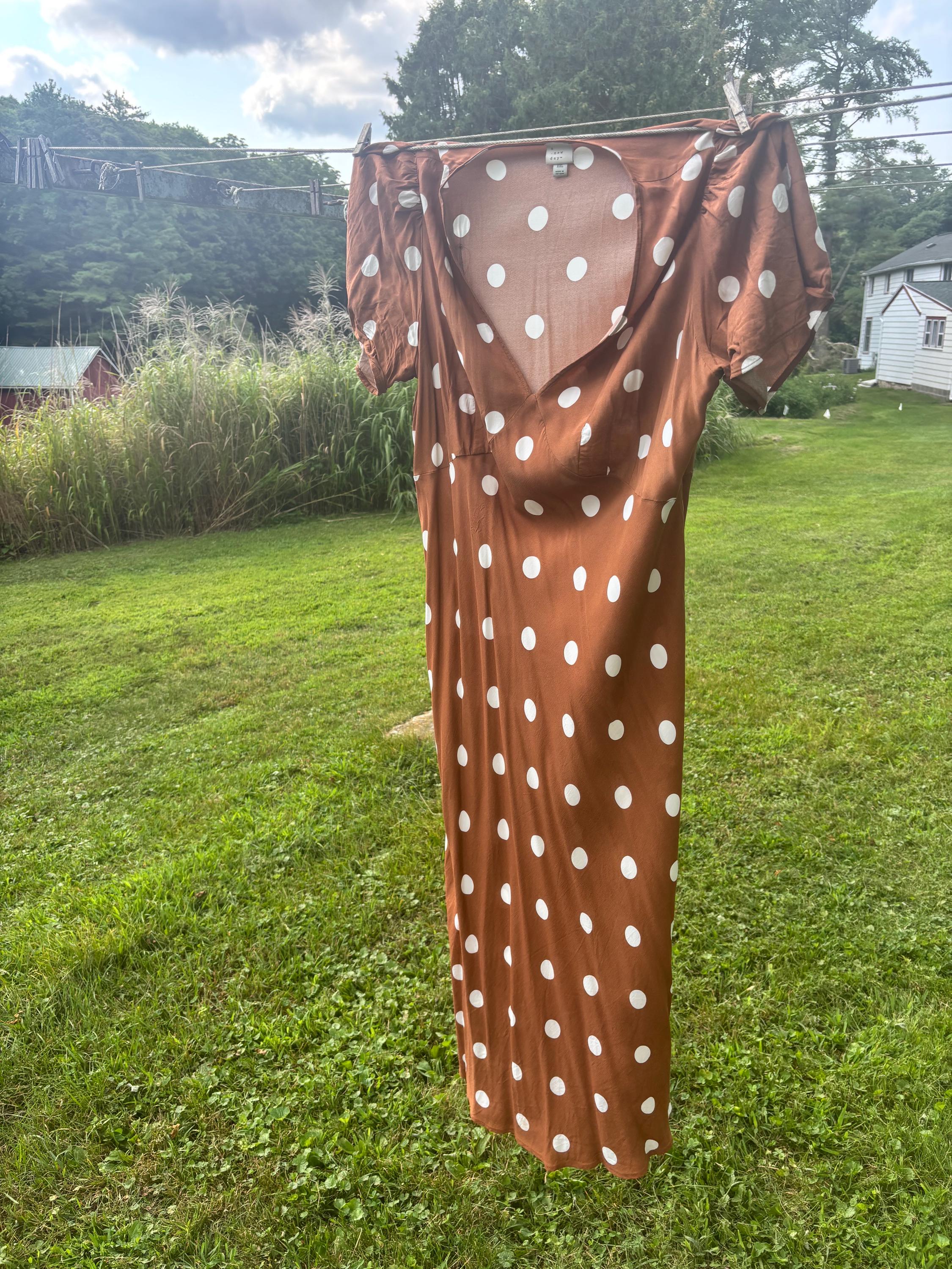 pretty woman brown polka dot dress Make an elegant statement September 2023 My Red Shoes Size:40W X 32L