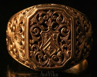 Customizable Gold Signet Ring Father's Day Gift | Family Coat of Arms | Medieval Heraldic