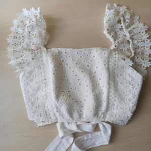 White Eyelet Puff Sleeve Lace Crop Top Size One