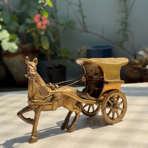 Handgefertigter Messing Pferde Wagen - Vintage Indianer Dekor | Königliches Sammlerstück | Traditionelle Messing Kutsche für Zuhause oder Hochzeit Display