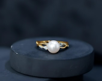 Natural Freshwater Pearl Solitaire Ring, Moissanite Crossover Ring Roundel White Pearl, Ring, Sterling Silver Handmade Ring, Pearl Jewelry