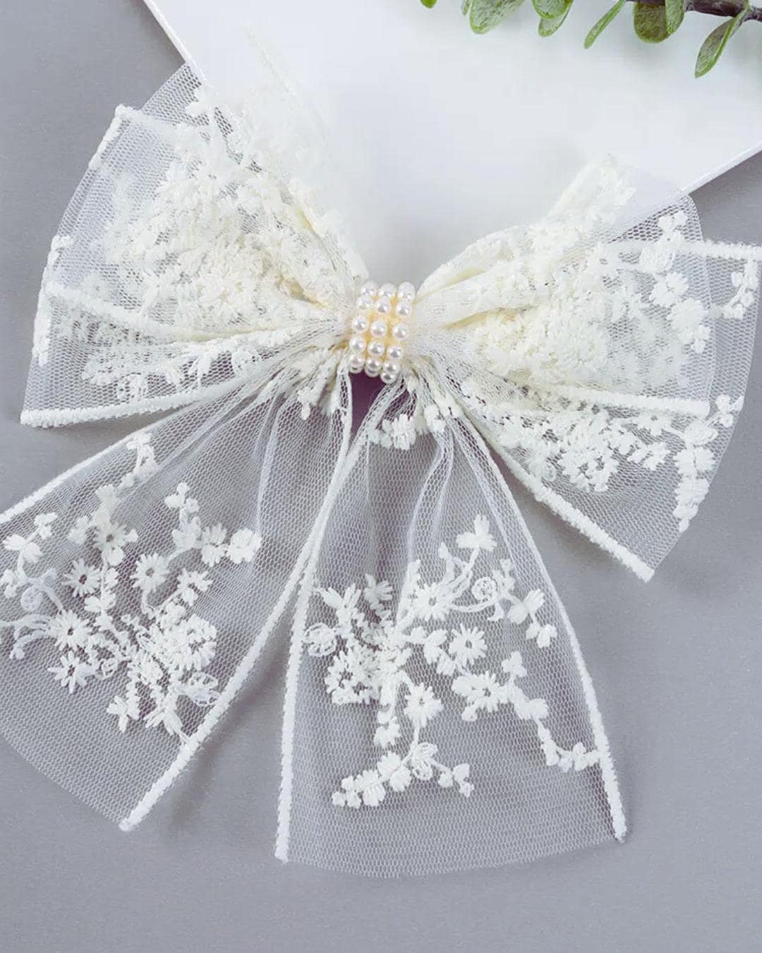 Korean White Lace Bow Hair Clip, Embroidery Flower Hairpin  display picture 3