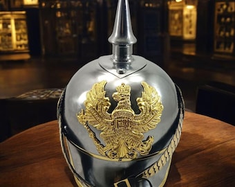 1915型ピッケルハウベ(改造品) これは100年以上前の第一次世界大戦時代のドイツ軍M1895型Pickelhaube