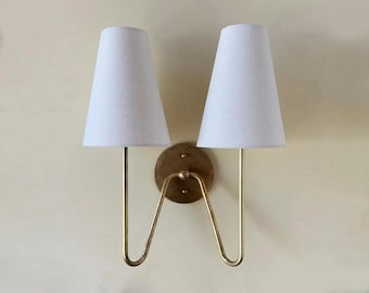 Halverwege de eeuw massief messing Italiaanse stijl dubbele lampenkap moderne handgemaakte wandkandelaar verlichtingsarmatuur, slaapkamer | salon | Keuken | dineren