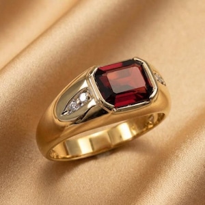 Men's Garnet Engagement Ring, Vintage 14K Gold Plated Emerald Garnet & Diamond Ring, Wedding Band, Unisex Statement Ring, Gift for Him/Her