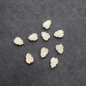 Natural White Moonstone Leaf Carved Gemstone Beads, Natural Faceted Loose Stones for Jewelry Making, Pendant Charms, DIY Crafts & Jewelry