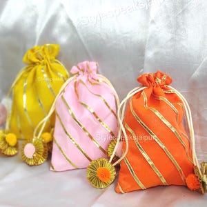 Dragsko Potli-väskor för brud, bröllopsfavorit, mehandi, haldi, festivalväska för fest, laddu & torr frukt Potli-väska, Jaggo Night Favors.