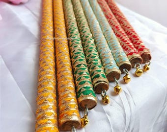 持続可能なジュエリー、インドのバンジャラ族の布ボールネックレス