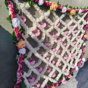 Bordo floreale completo, da sogno, per matrimoni, Phoolon Ki Chadar, bordo bianco sporco e viola, baldacchino di gelsomino per ingresso di nozze indiane, pakistane e arabe