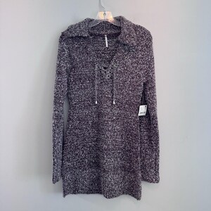 Vestido suéter Free People nuevo con etiquetas, talla pequeña, bouclé, con cordones, túnica, estilo boho, cómodo, morado, para mujer. imagen 2