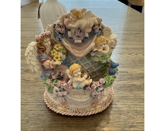 Vintage And Rare Angels Water Fountain Treasures Musical