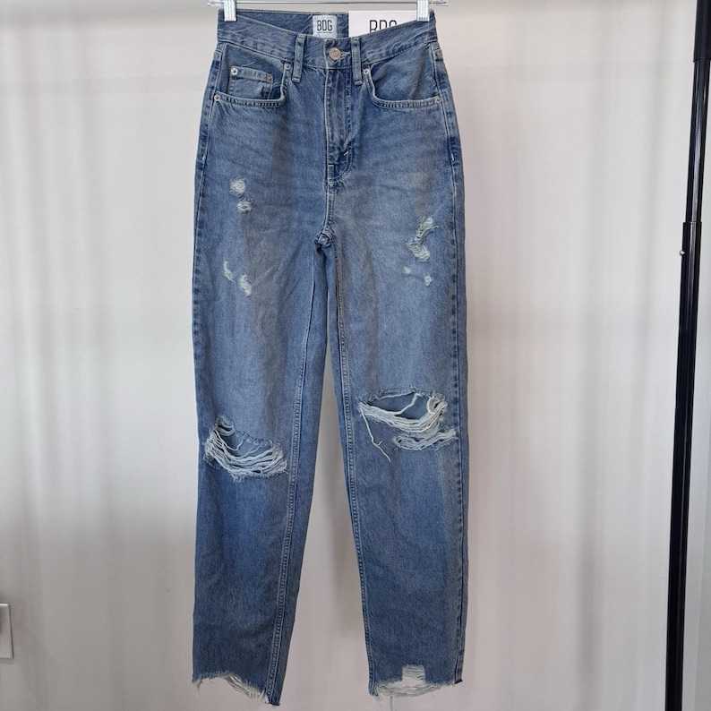 Vaqueros desgastados holgados de tiro alto BDG NWT talla 24 Urban Outfitters imagen 1