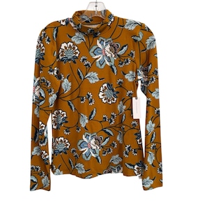 Top Maeve Anthropologie con cuello alto y estampado floral, talla XS, color mostaza, manga larga, nuevo con etiquetas, estilo bohemio. imagen 1