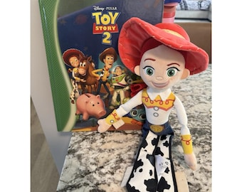 Toy story 2 Hardback book Jessie &Cowgirl Plush Character Rare Bundle Woody Buzz