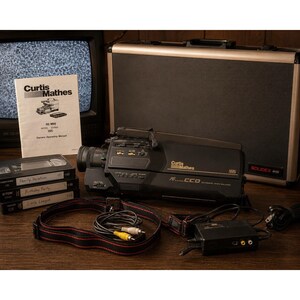 Vintage Curtis Mathes CV800 VHS Camcorder Camera Bundle Case Manual Untested