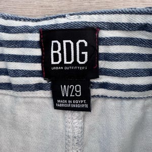 BDG Urban Outfitters Gestreifte Damen-Jeansshorts W29 Raw Hem Y2K Bild 7