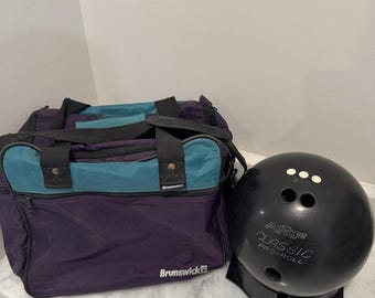 Bolsa vintage para bolas de bolos Brunswick con soporte y bola AMF Pro.