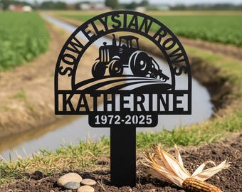 Gepersonaliseerd gedenkteken met paaltjes voor landbouwvelden, gedenkpaal voor landbouwvelden, gedenkplaat voor tractoren, herdenkingspaal, condoleancebord
