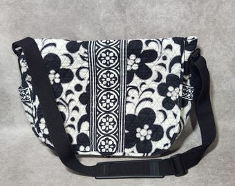 Vera Bradley Night & Day zwart/witte gewatteerde schoudertas met bloemenprint