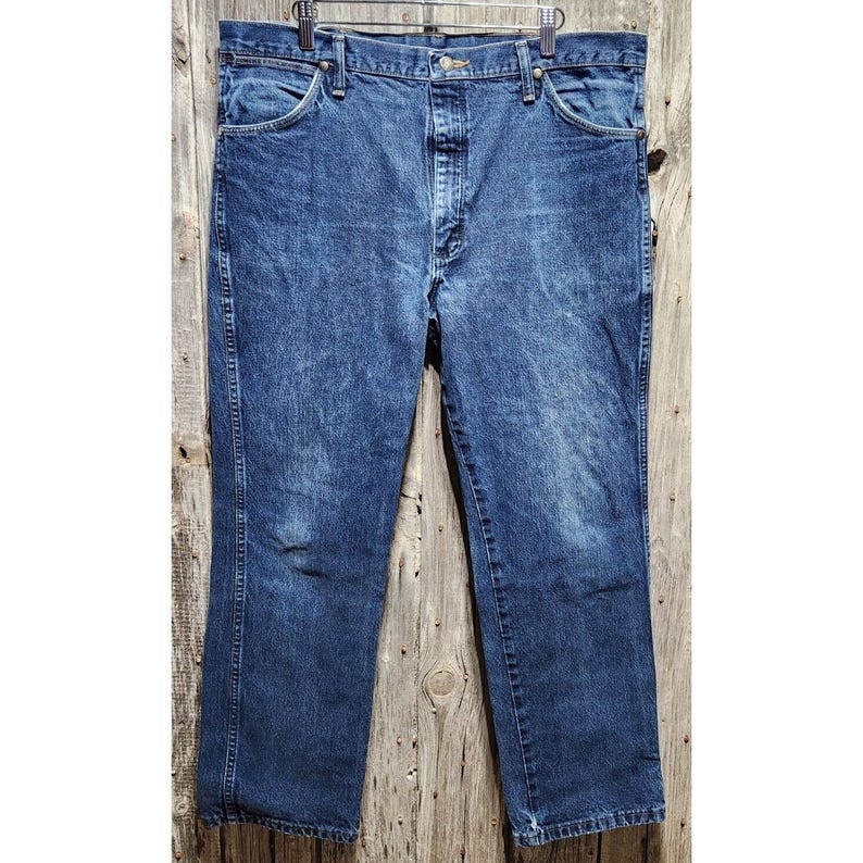Wrangler 933SEDD Mens Regular Fit Straight Leg Jeans Medium Wash Blue 38x30 image 1