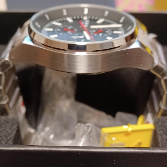 Invicta racing multi function chronograph variant… - image 5