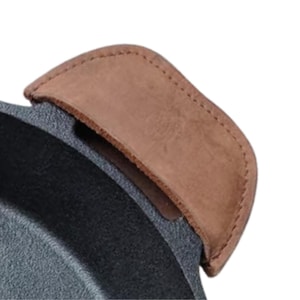 Funda de cuero marrón para mango de sartén de hierro fundido, funda antideslizante resistente al calor para sartenes, ollas holandesas y planchas.