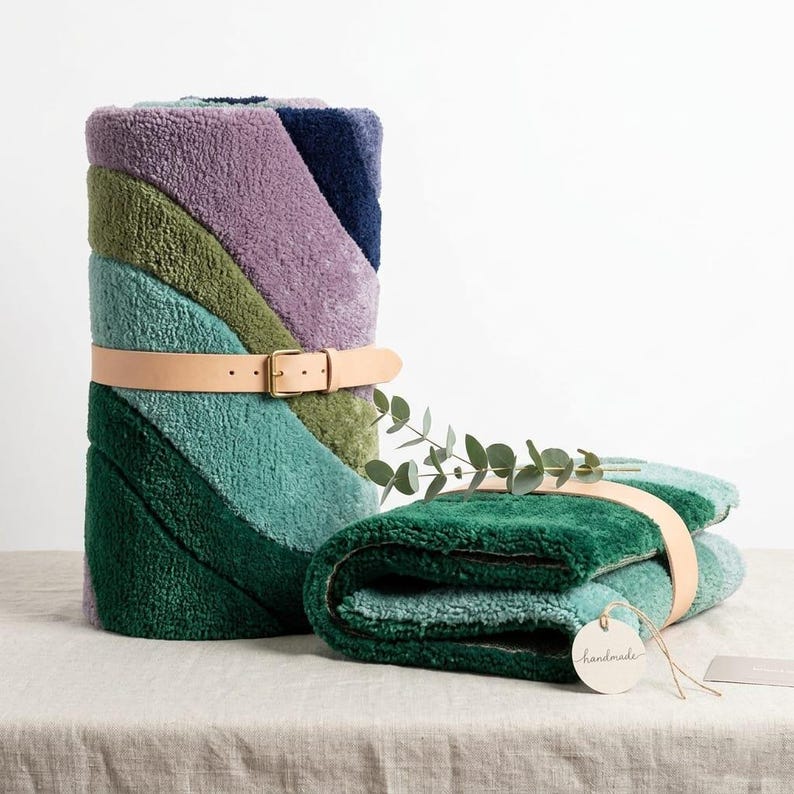 Abstract Wave Rug Handmade Leather Strap Packaging - Multicolour Tufted Art Rug Green Teal Purple - Retro Abstract Rug - Housewarming Gift - Artistic Area Rug