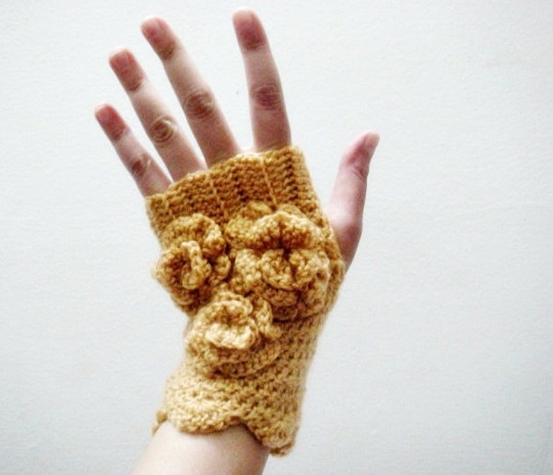 CROCHET PATTERN Fingerless Gloves, Crochet Arm Warmers Pattern, Crochet Flowers Pattern, 24 image 1