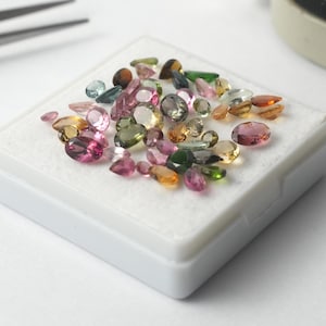 50 pièces multi tourmaline pierre à facettes 2-8 mm mélange forme tourmaline pierre taillée bonne qualité tourmaline pierre gemme pour bijoux
