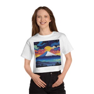 クロップドTシャツ、マウンテン富士サンセットTシャツ、和風シャツ、グラフィックトップス、レディースファッション
