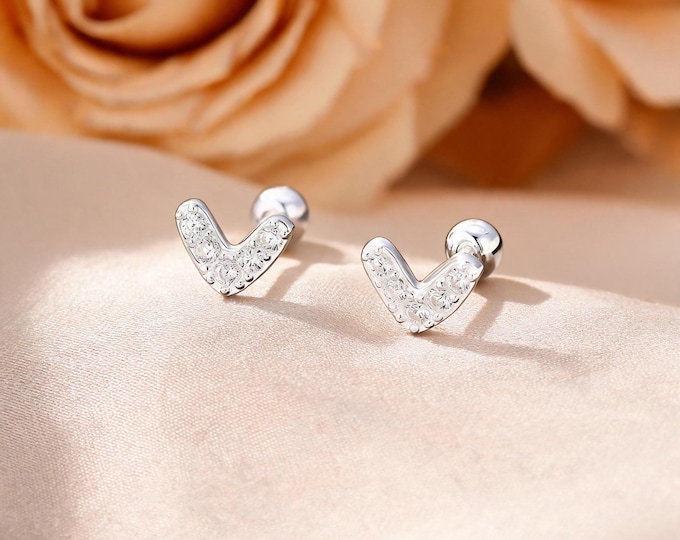 S999 Sterling Silver Heart Stud Earrings with Sparkling CZ Stones, A Sweet Romantic Gift for Her Daily Wear.