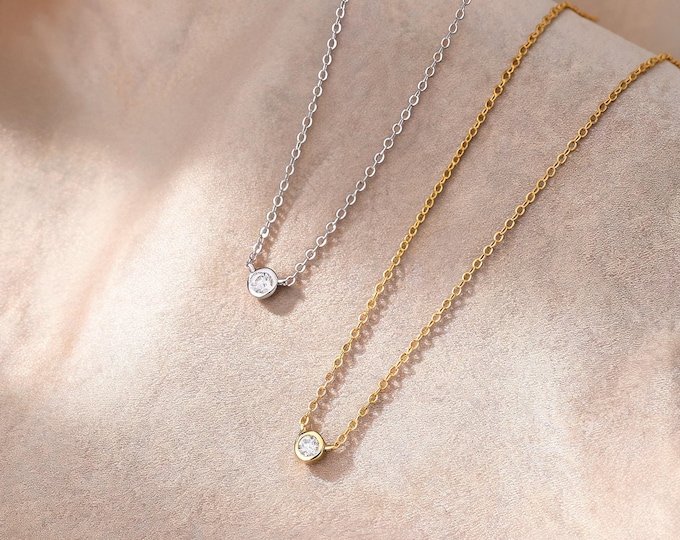 S925 Fine Silver Single Stone Necklace, Minimalist Bezel Set Zirconia Pendant, Dainty Adjustable Chain Jewelry in Silver or Gold