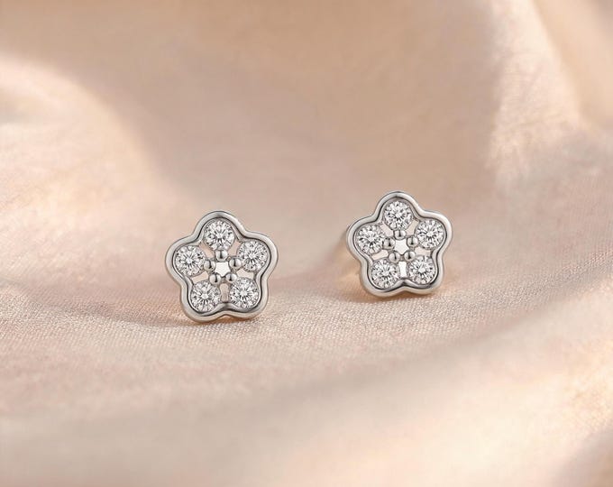 Exquisite Minimalist S925 Sterling Silver Five Petal Flower Stud Earrings with Sparkling CZ Stones, Sweet Gift for Her Daily Wear.