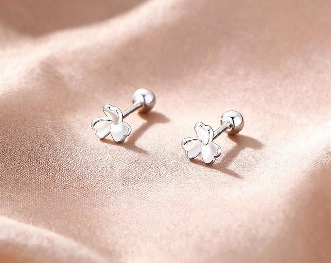 Charming Minimalist S999 Sterling Silver Three Leaf Stud Earrings, Polished Simple Jewelry, Versatile Gift for Sister or Daughter.