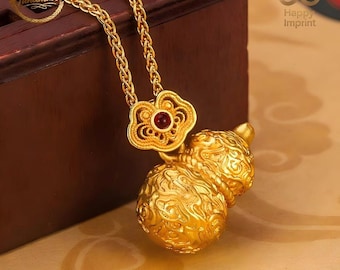 Handmade Filigree Cloud-Pattern Gold-Plated Gourd Pendant Necklace – Lucky Good Fortune Amulet, Romantic Gift for Her