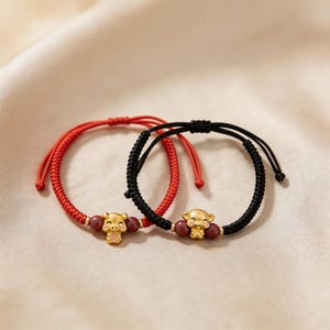 Custom Chinese Zodiac Bracelet Sand Gold Animal Charm Handmade Red String Jewelry 2026 Year of the Horse Gift Feng Shui Protection Amulet