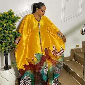 Heritage Bloom Kaftan – Gold Adire Bubu Dress with Adjustable Fit & Matching Scarf, Elegant African Kaftan for Special Occasions (gold)