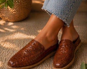 Handwoven Mexican Leather Slip-On Shoes | 100% Genuine Leather | Traditional Artisan Footwear | Huarache-Style Shoe