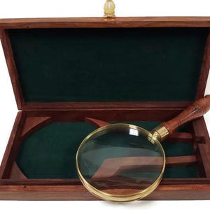 Vintage Brass Magnifying Glass with Wooden Case: 2.5x Desk Accessory