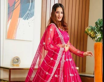 Personalized Custom Stitch Pakistan Indian Women Lehenga Choli, Hand Made Lehenga, Fully Embroidered, Wedding Wear, Ready Made, Formal Event