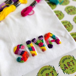 Camisetas bordadas a mano personalizadas, camisetas bordadas personalizadas, camisetas con nombre personalizado, camisetas cosidas personalizadas, regalo bordado a mano,