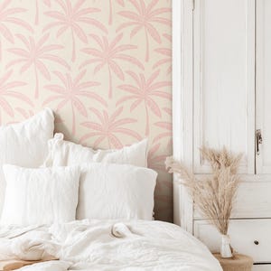 Preppy Pink Palm Tree Wallpaper | Tropical Banana Leaf Wall Decor for Palm Springs Style Bathroom or Bedroom | Peel & Stick or Traditional imagen 3