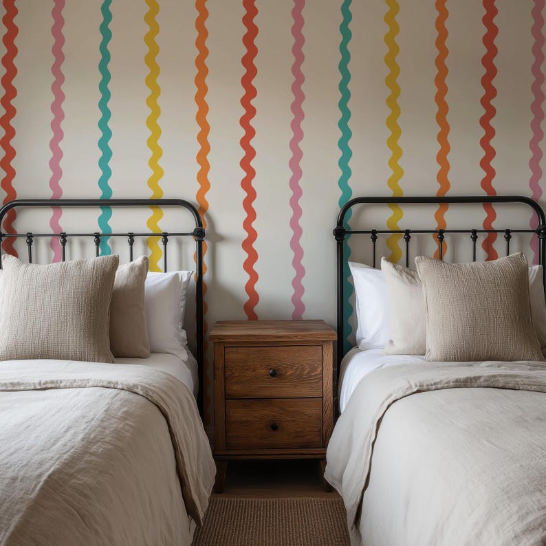 Papel pintado de rayas onduladas arcoíris / Habitación infantil fresca y colorida / Paredes divertidas de estilo escandinavo para sala de juegos o guardería / Autoadhesivo o sin adhesivo imagen 14
