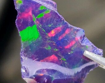 Ethiopian Opal Rough – Red Green Fire Welo Opal Gemstone (1.05 Ct)