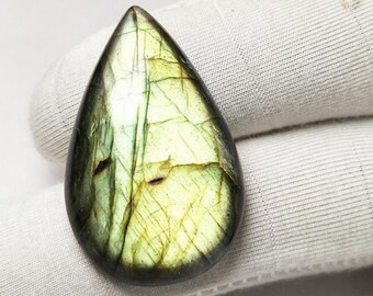 Natural Pear Labradorite Gemstone, Green Yellow Flash, Jewelry Making (34×21×6.80MM)