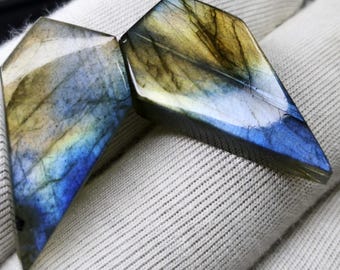 Labradorite Cabochon Pair, Shield Shape Blue Flash Gemstone, 31 Ct