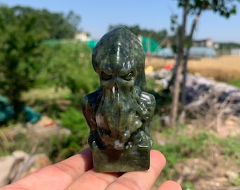 3,1 po. + Jade vert naturel, Cristal de quartz, Cthulhu, Crâne, Cthulhu en cristal, Sculpture à la main, Décoration de la maison, Cadeau en cristal 1 pièce
