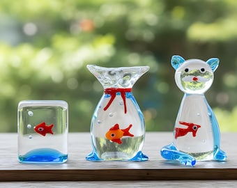 Hand-Blown Glass Cat With Fish Inside,  Christmas Gift For Ocean Lovers, Creative Desk Decor, Glass Art Collection, Unique Birthday Gift