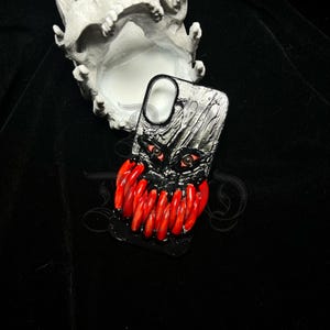3D悪魔の目牙電話ケース | ホラーTPUケース | クトゥルフ美的カバー | ゴス好きへの不気味な手作りギフト