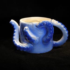 Handmade Ceramic Mug | Octopus Tentacle Handle | 350ml Horror Tea Cup | Cthulhu Inspired Gift Box Option